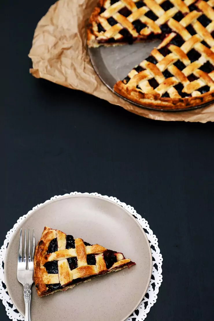 delicious-blueberry-pie